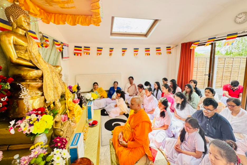 লন্ডনে বুদ্ধ পূর্ণিমা উদ্‌যাপন